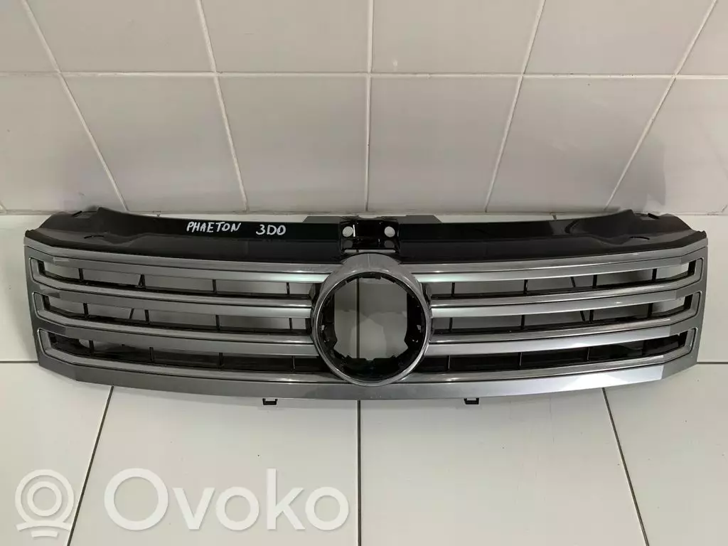 Volkswagen Phaeton 2013 Kratka dolna zderzaka przedniego 3D0853663