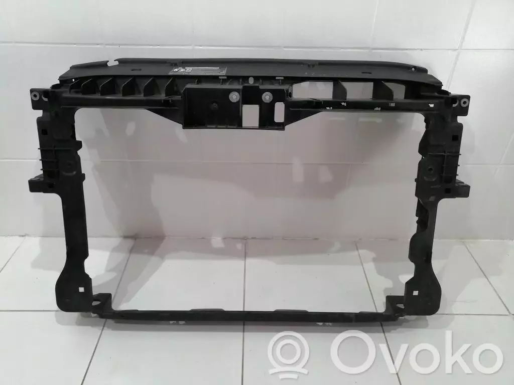 Volkswagen Tiguan 2010 Pas przedni