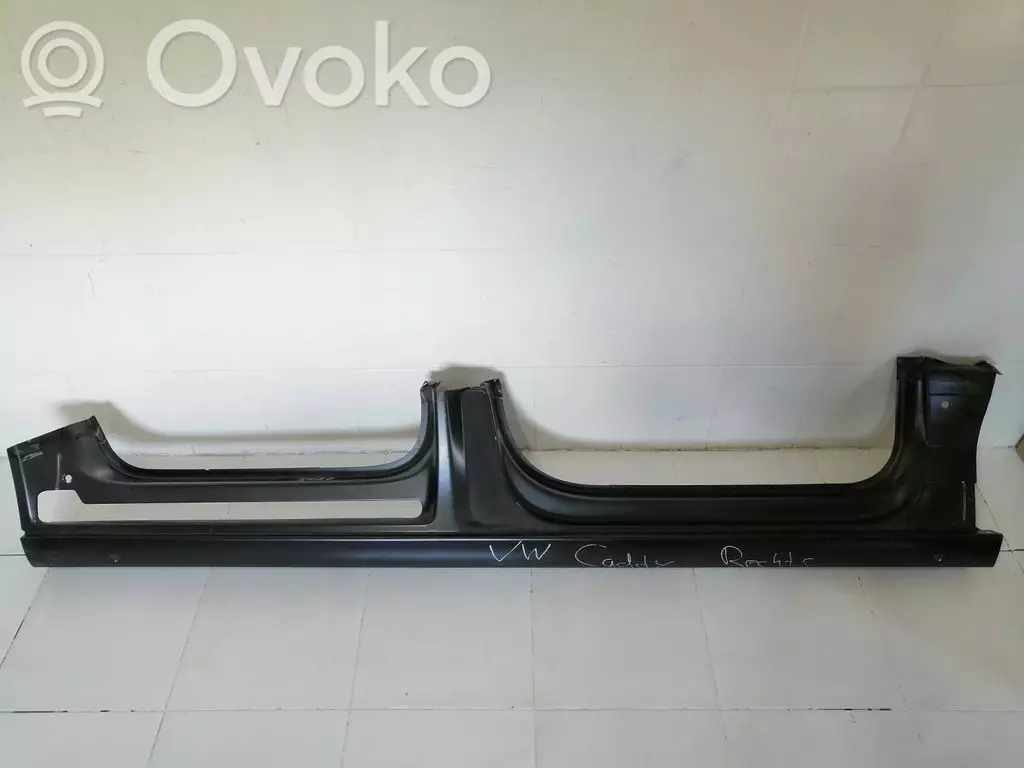 Volkswagen Caddy 2010 Próg 1t0810844b