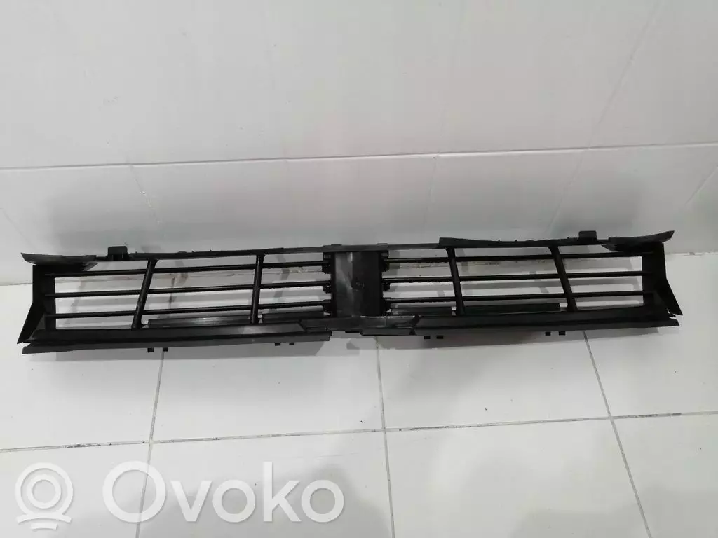 BMW 5 G30 G31 G38 2016 Wlot / Kanał powietrza intercoolera
