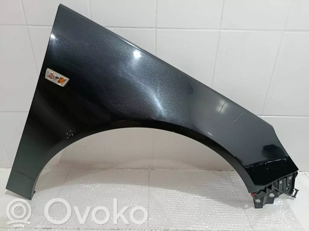 Opel Insignia A 2012 Błotnik przedni