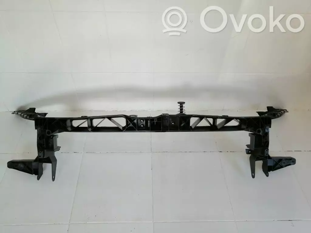Mercedes-Benz A W177 2019 Panel mocowania chłodnicy / góra A1776208000