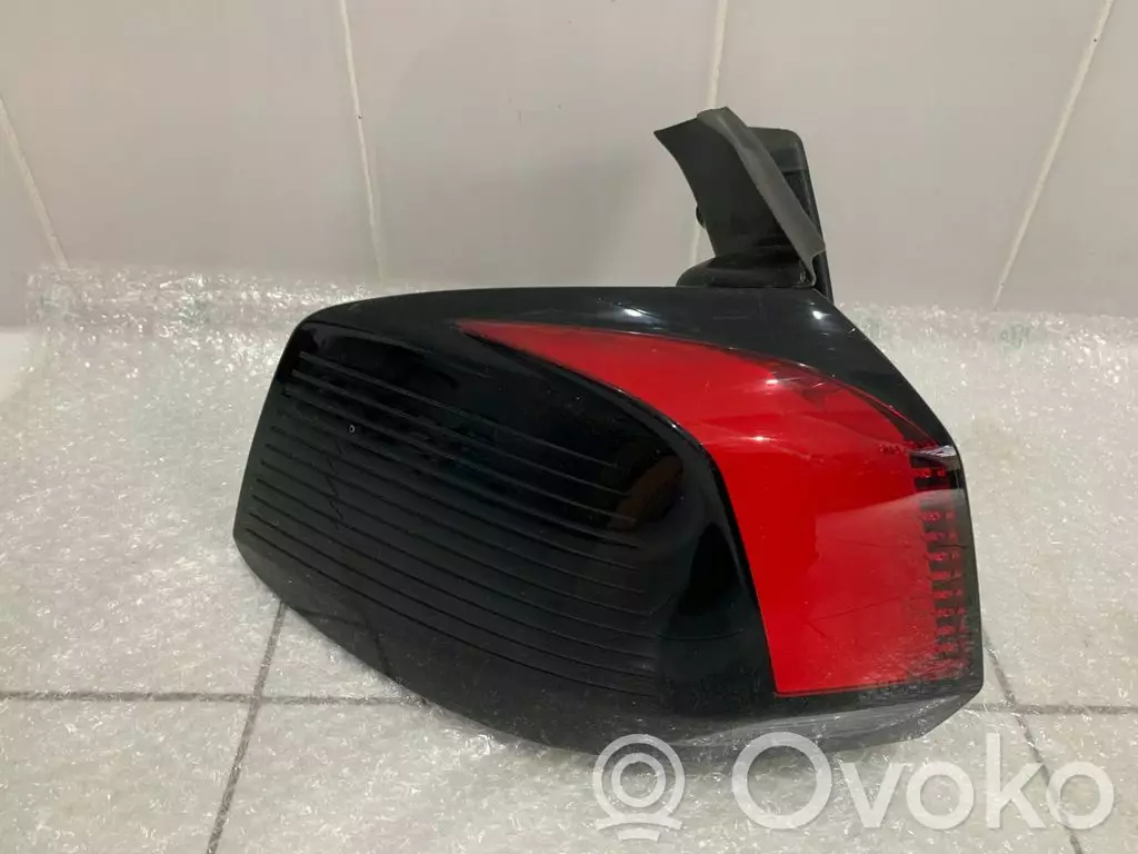Peugeot 5008 II 2015 Lampa tylna