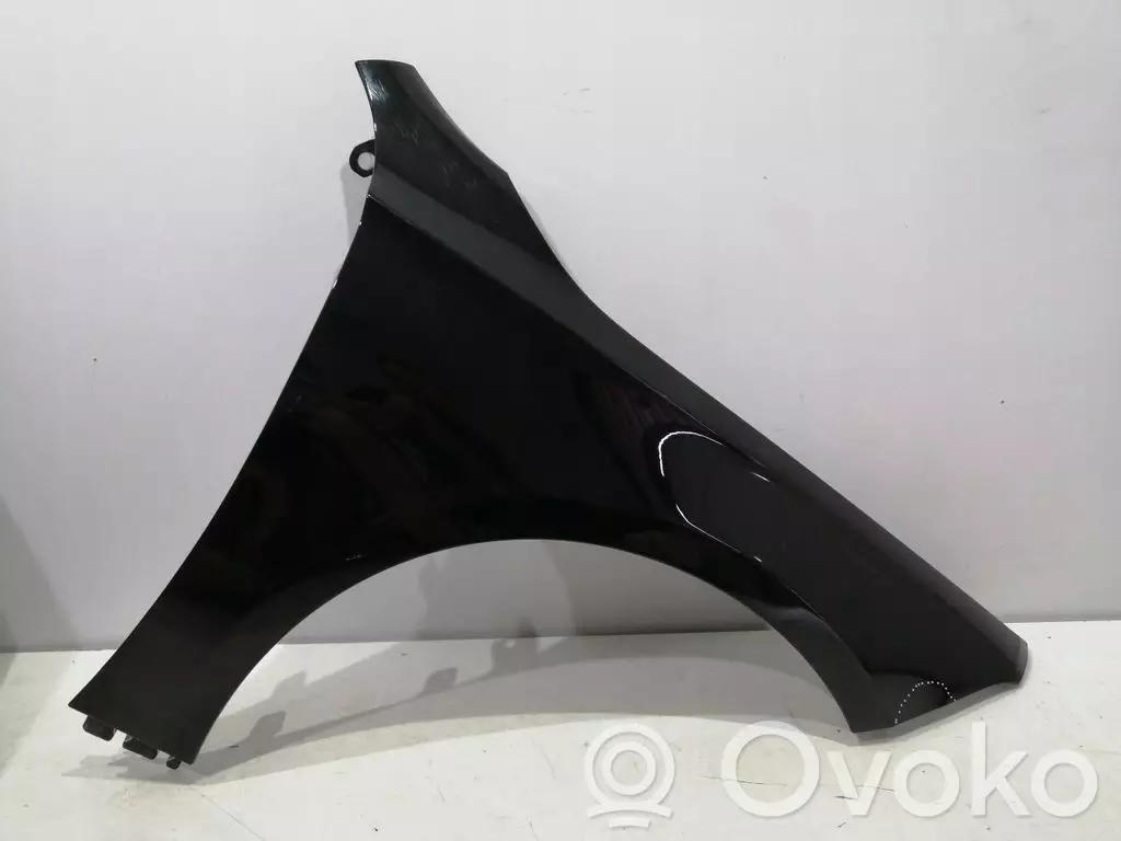 Mercedes-Benz A W177 2018 Błotnik przedni A1778810600