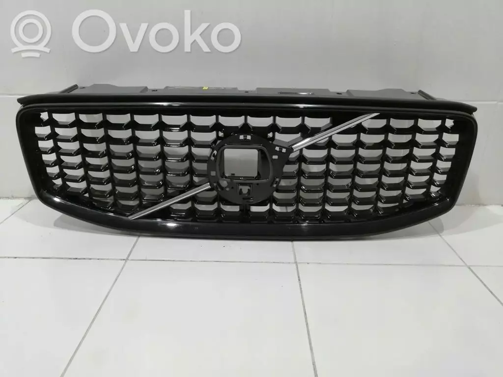 Volvo XC60 2017 Maskownica / Grill / Atrapa górna chłodnicy