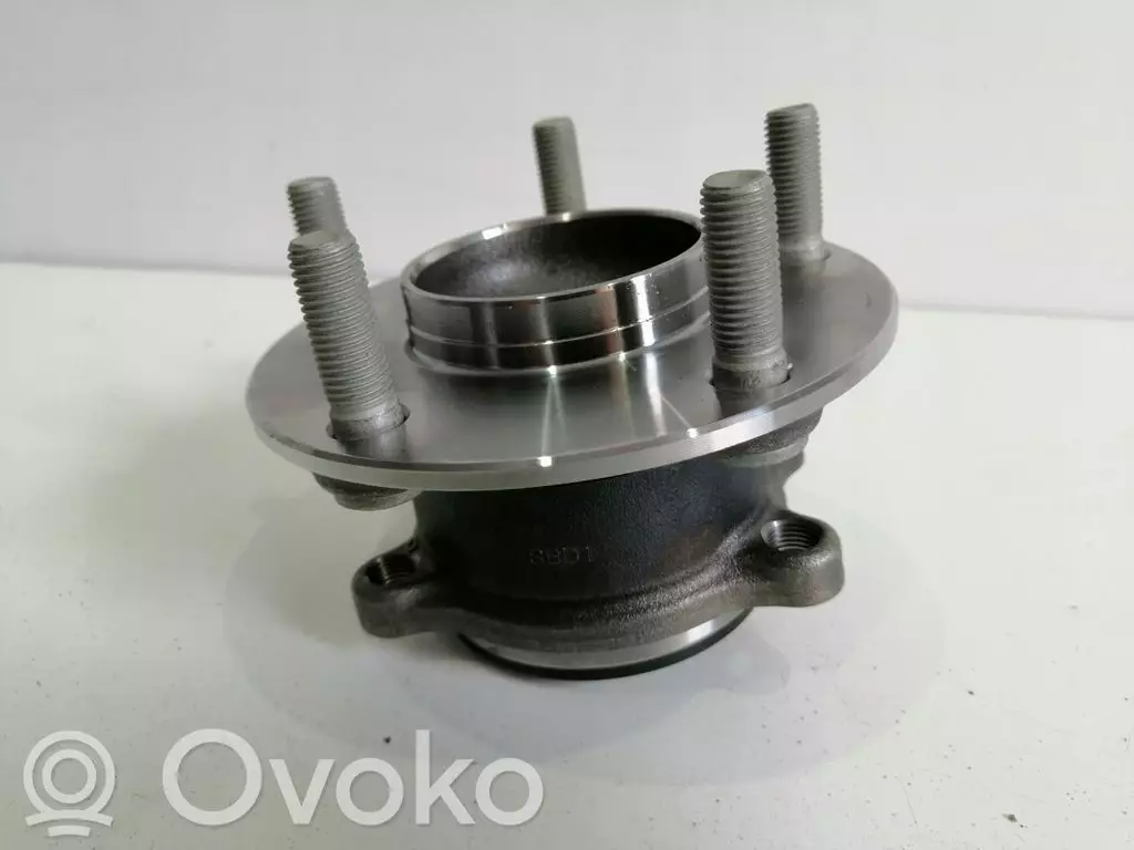 Mazda 2 2008 Zwrotnica / Piasta koła tylnego KD312615XBPA66GF50