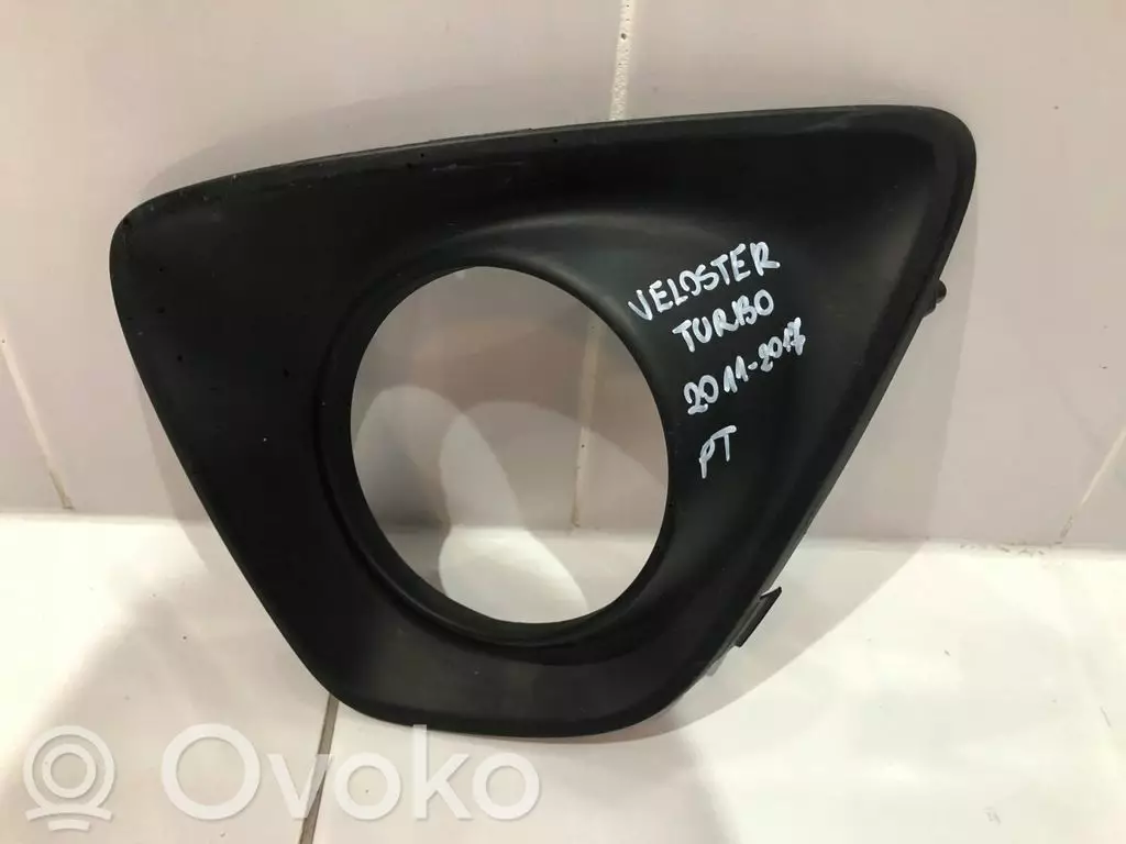 Hyundai Veloster 2011 Kratka dolna zderzaka przedniego 866242V500