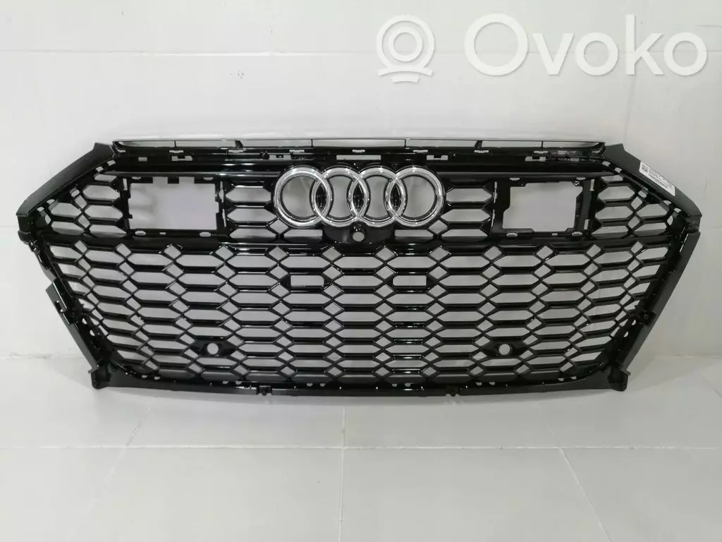 Audi RS6 C8 2013 Maskownica / Grill / Atrapa górna chłodnicy