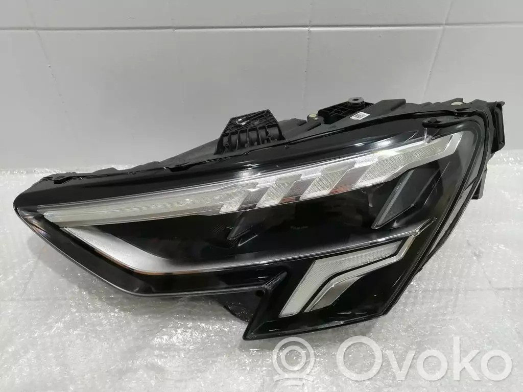 Audi A3 8Y 2024 Lampa przednia 8Y0941033