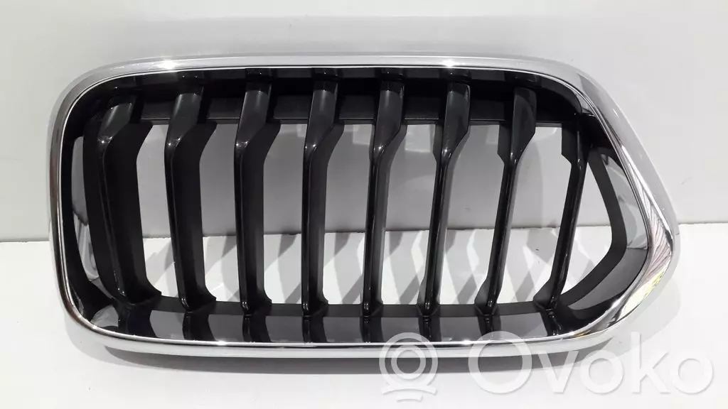 BMW X2 F39 2015 Maskownica / Grill / Atrapa górna chłodnicy