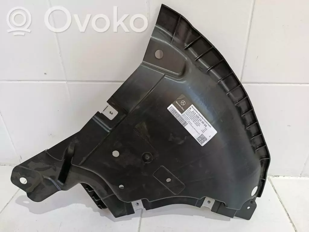 Mercedes-Benz E W213 2016 Osłona pod zderzak przedni / Absorber W2135205600