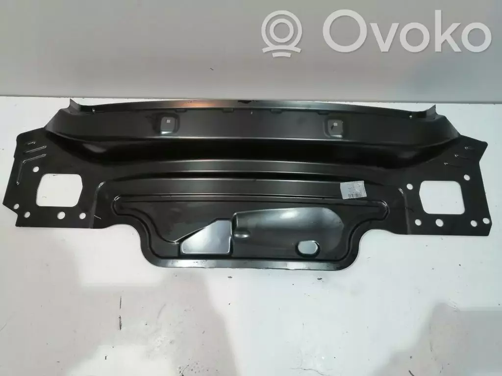 Audi A5 2016 Osłona pasa bagażnika