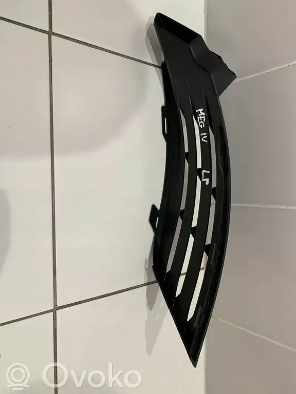 Renault Megane IV 2016 Kratka dolna zderzaka przedniego 263362043R