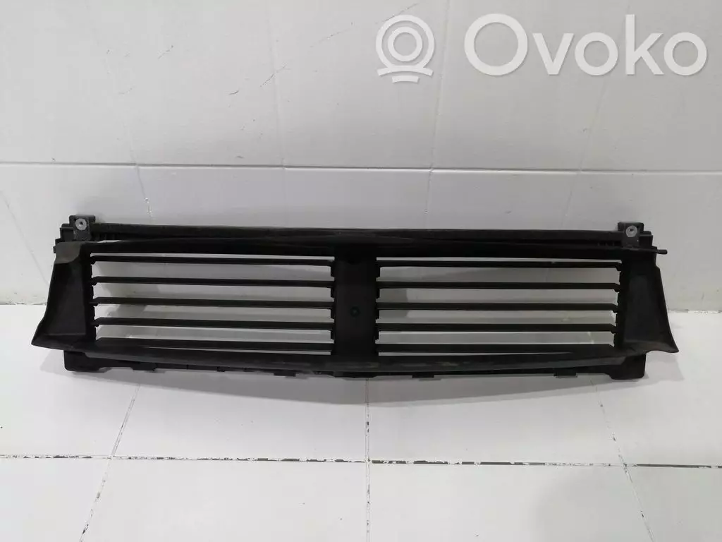 Mercedes-Benz A W177 2018 Wlot / Kanał powietrza intercoolera