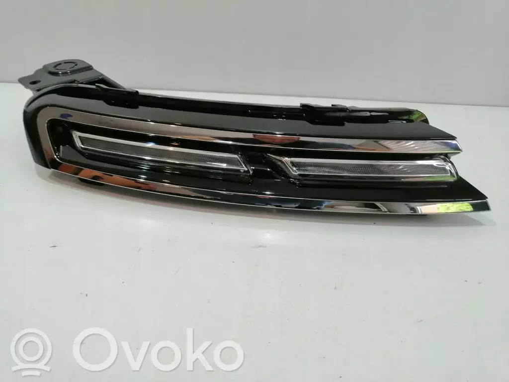 Citroen C5 Aircross 2008 Lampa LED do jazdy dziennej 9818005080