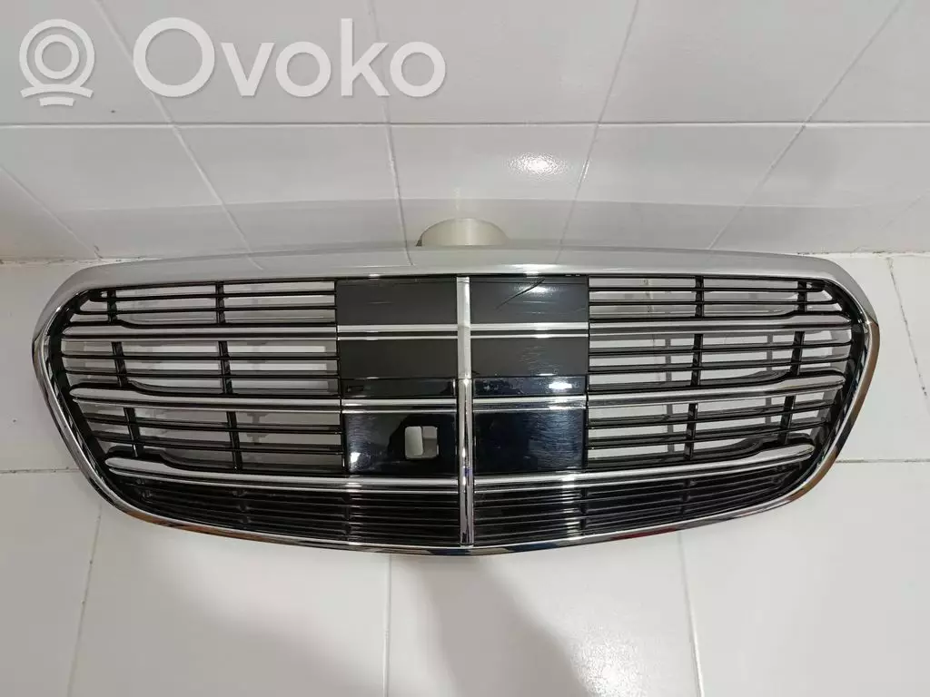 Mercedes-Benz S W223 2025 Maskownica / Grill / Atrapa górna chłodnicy A2238804100