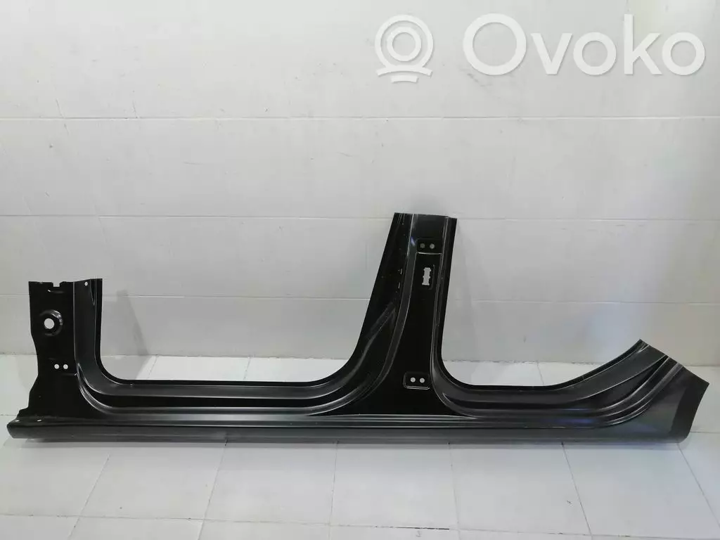 Seat Leon IV 2024 Słupek środkowy 5FE809605B