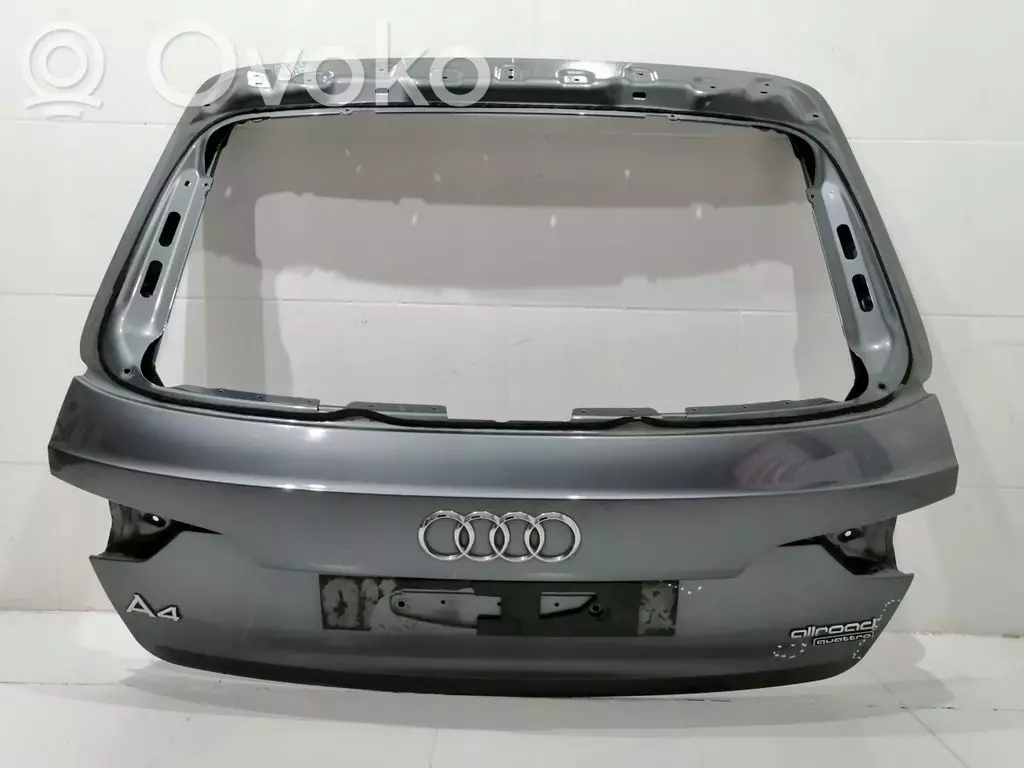 Audi A4 S4 B9 8W 2015 Tylna klapa bagażnika