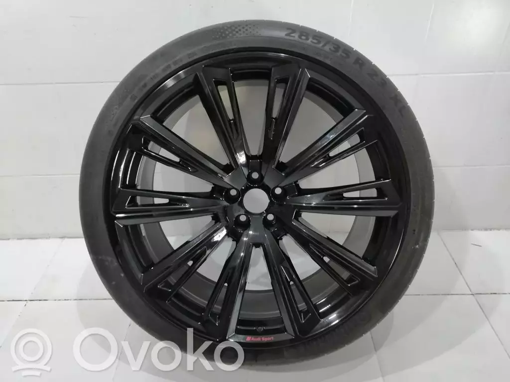 Audi RS Q8 2024 Felgi aluminiowe R23 4M8601025R