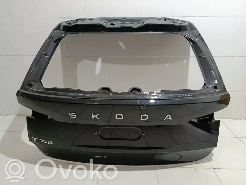 Skoda Octavia Mk4 2019 Tylna klapa bagażnika