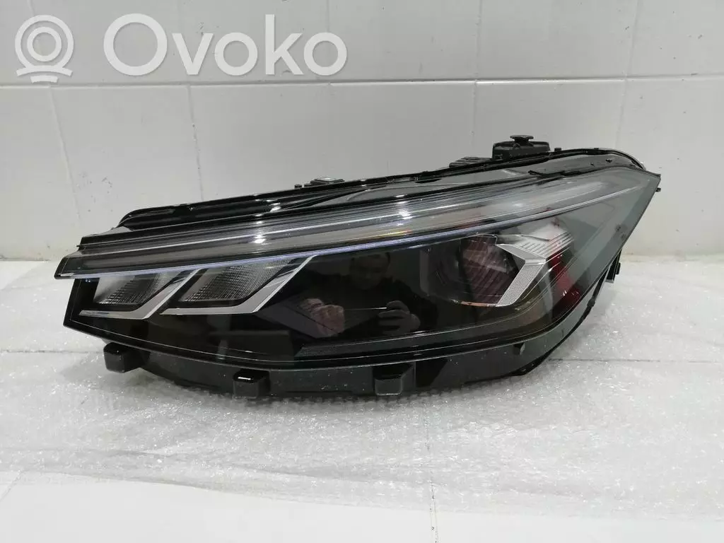 Volkswagen PASSAT B9 2024 Lampa przednia 3J1941005
