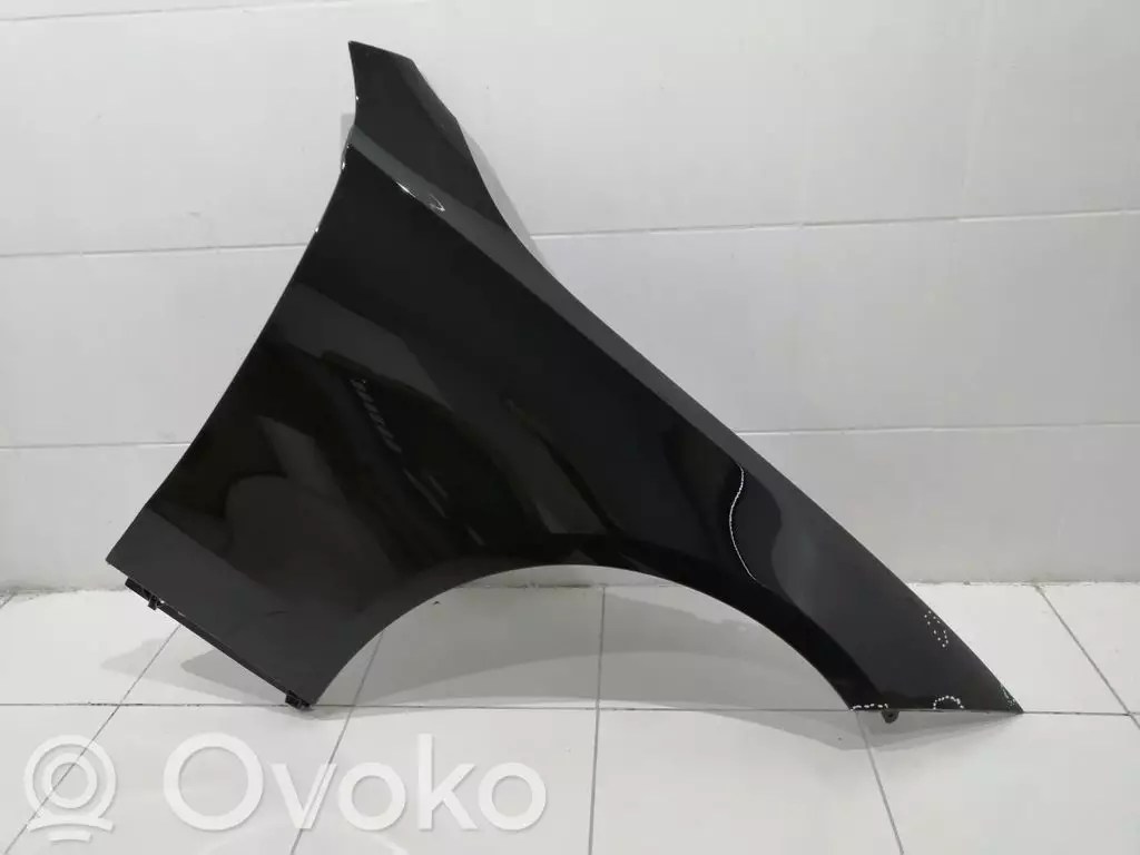 Mercedes-Benz C W206 2016 Błotnik przedni