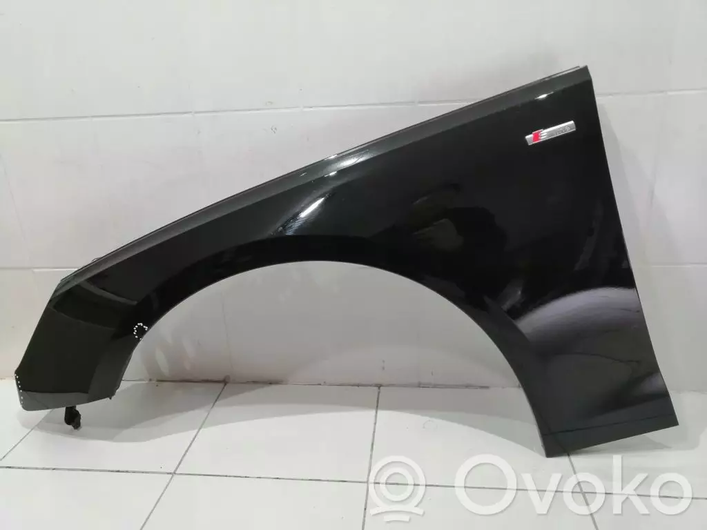 Audi A4 S4 B9 8W 2015 Błotnik przedni