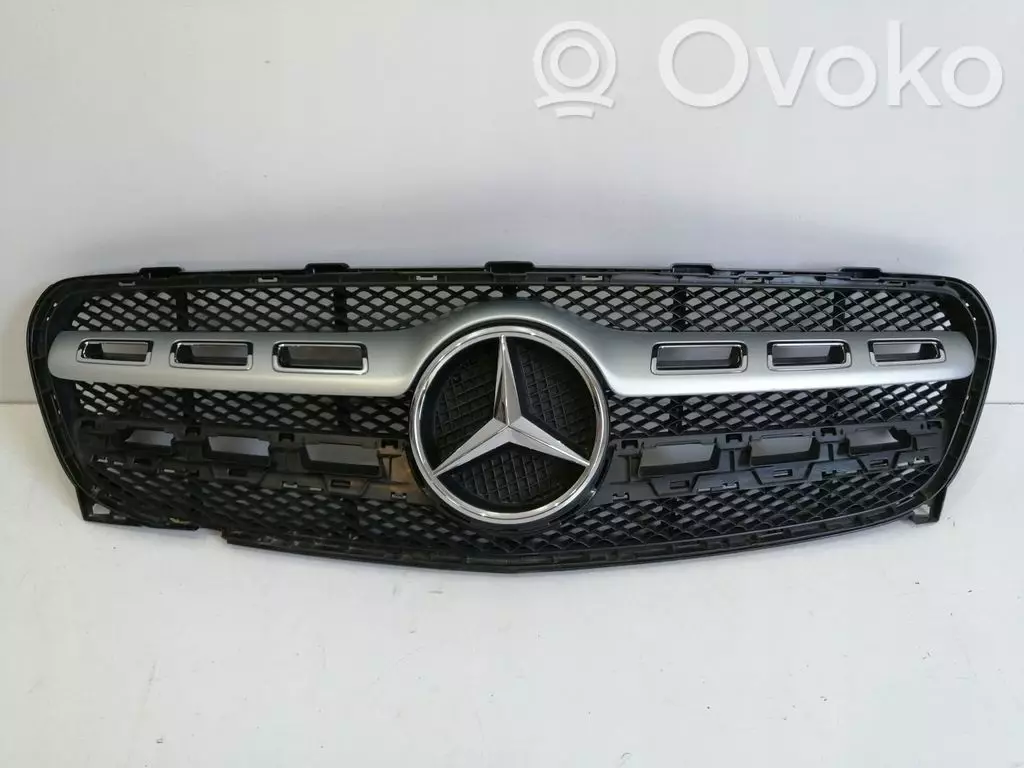 Mercedes-Benz GLA W156 X156 2013 Maskownica / Grill / Atrapa górna chłodnicy