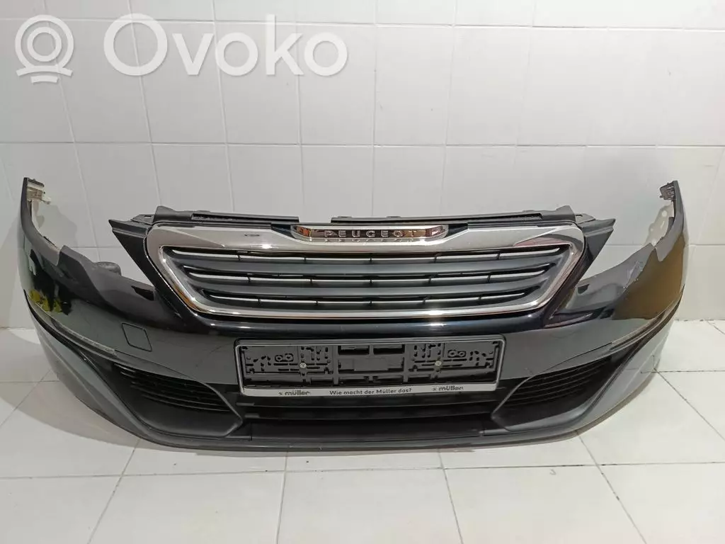Peugeot 308 2015 Zderzak przedni