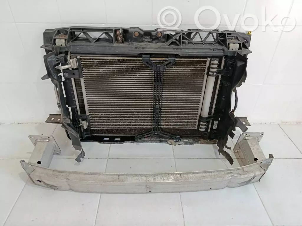 Peugeot 308 2016 Pas przedni 9809141780