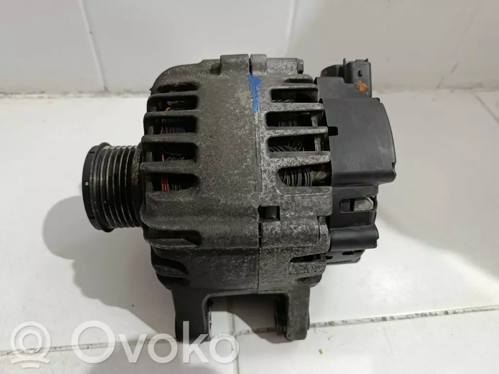 Peugeot 308 2014 Alternator 9670899580