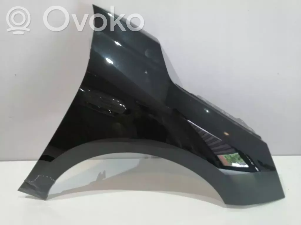 Peugeot 208 II 2010 Nadkole przednie