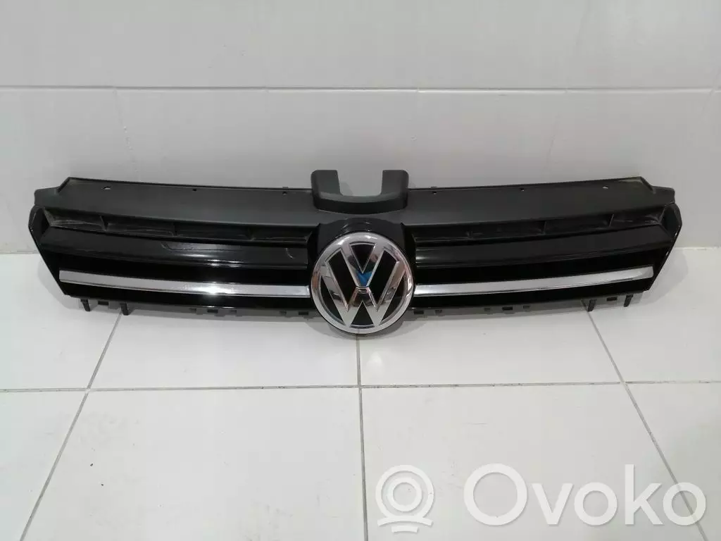 Volkswagen Golf VII 2017 Maskownica / Grill / Atrapa górna chłodnicy
