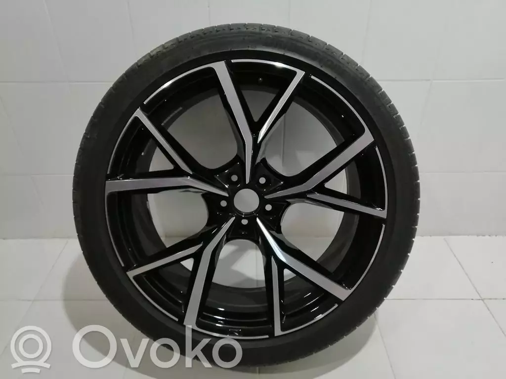 Volkswagen Touareg III 2022 Felgi aluminiowe R22 760601025AE
