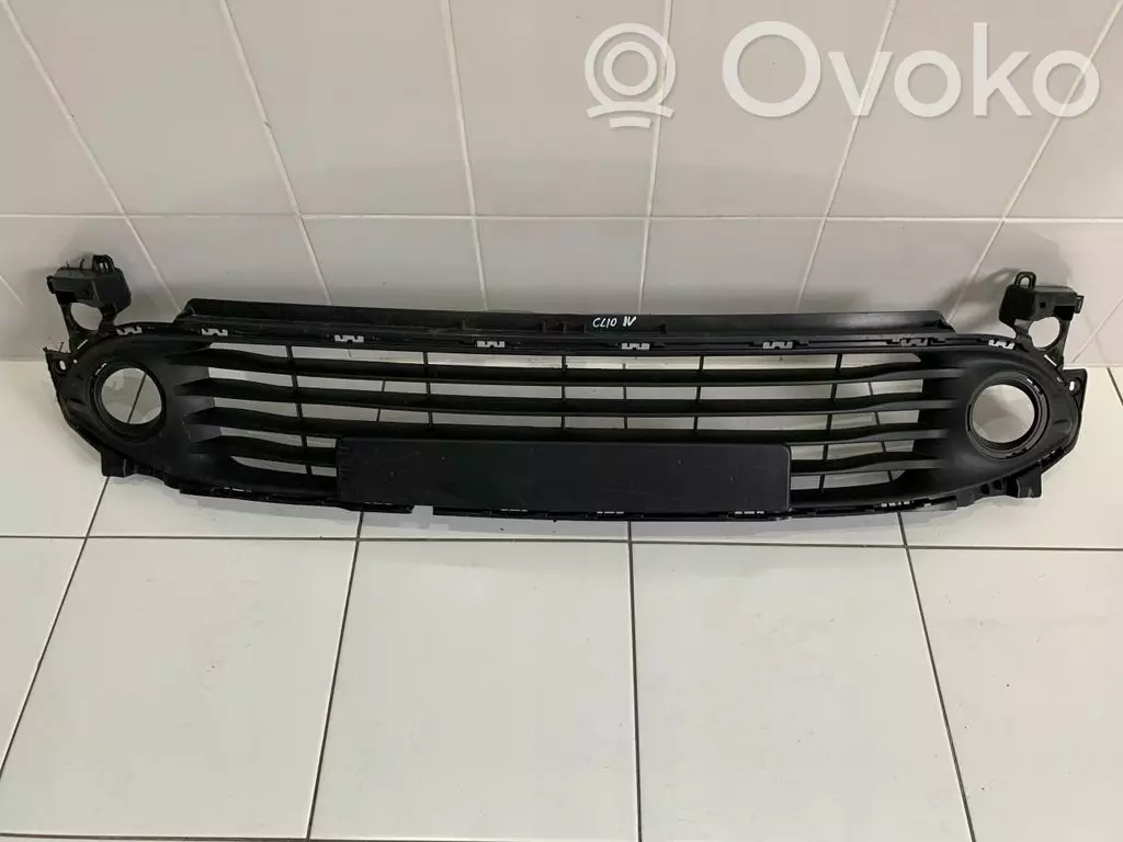 Renault Clio IV 2016 Kratka dolna zderzaka przedniego 622542958R