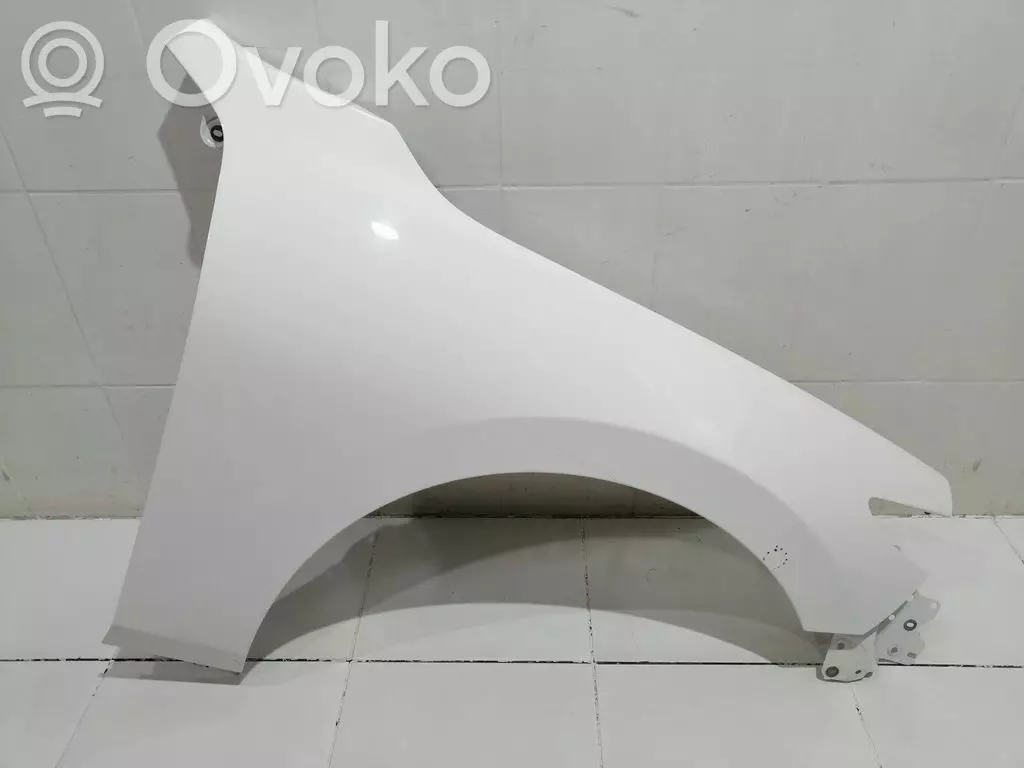 Mazda 3 2019 Błotnik przedni