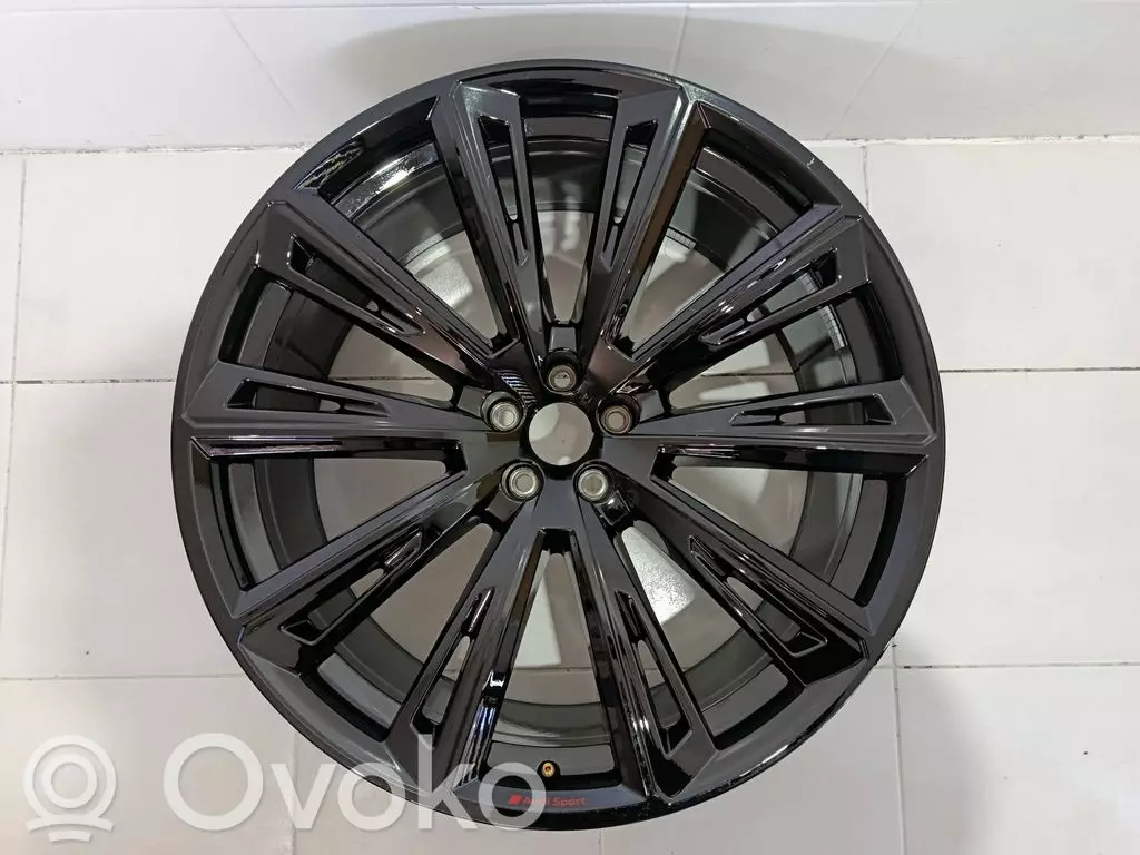 Audi Q8 2024 Felgi aluminiowe R23 4M8601025R
