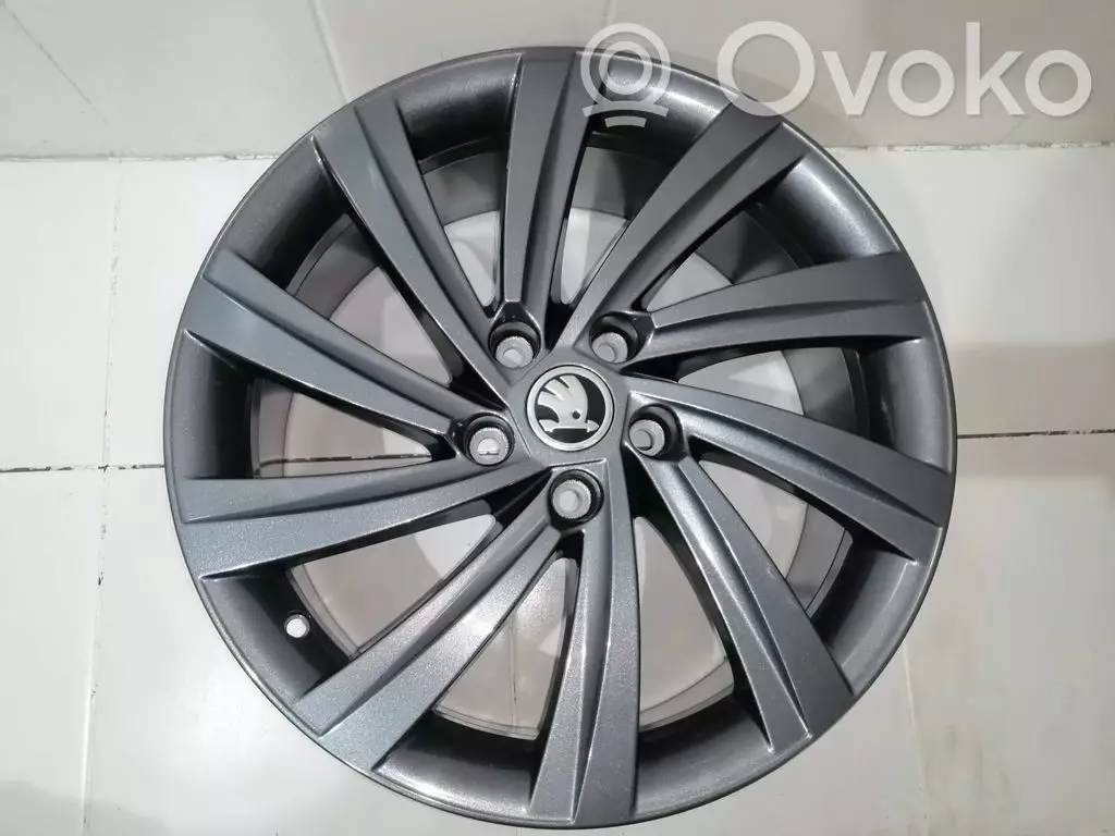 Skoda Octavia Mk4 2020 Felgi aluminiowe R18 5E3601025J