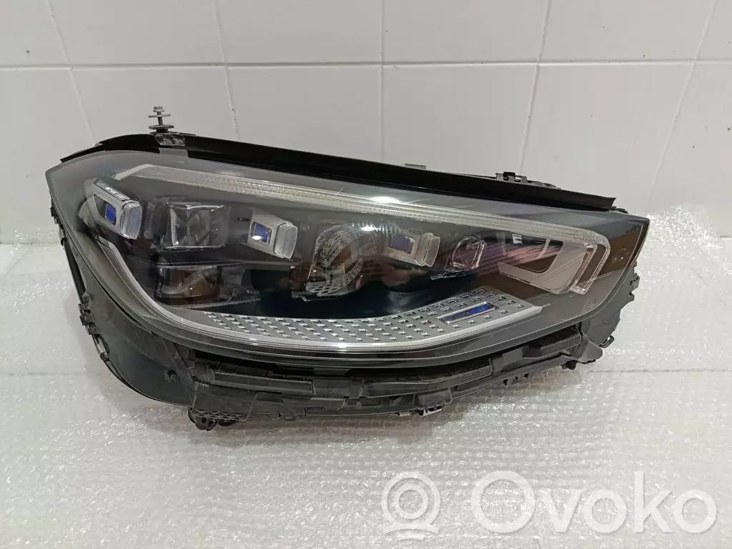 Mercedes-Benz S W223 2021 Lampa przednia A2239069203