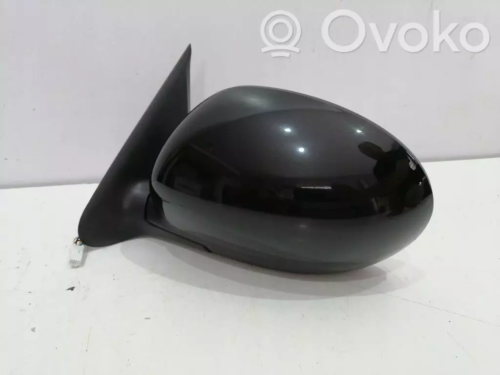 Nissan Juke I F15 2010 Elektryczne lusterko boczne drzwi przednich Z332012