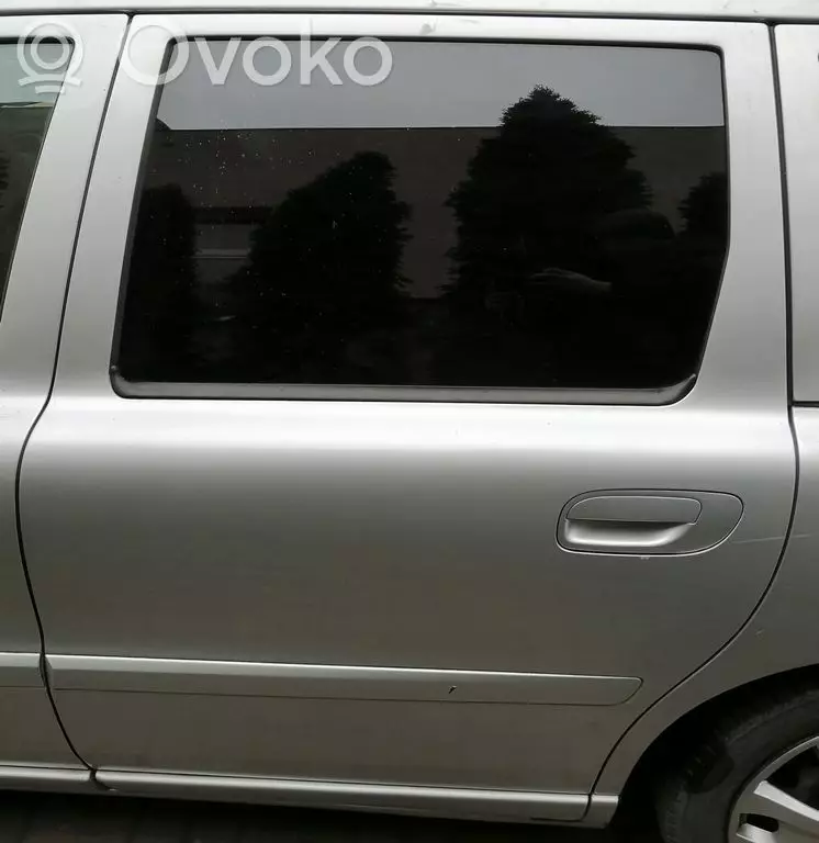 Volvo V70 2016 Drzwi tylne