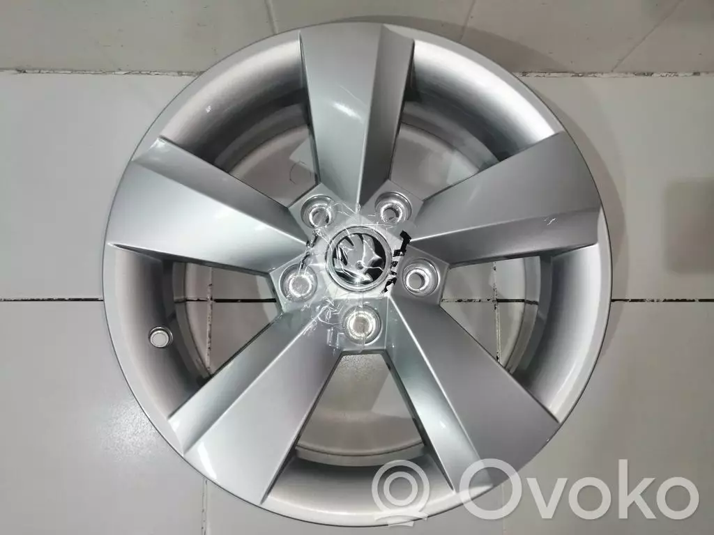 Skoda Karoq 2017 Felgi aluminiowe R16 57A601025S-T