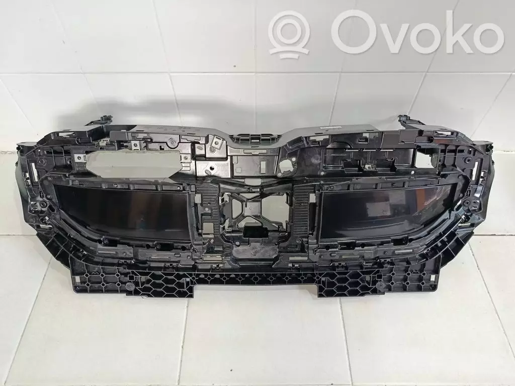 BMW 5 G60 G61 2023 Atrapa chłodnicy / Grill 5A1D079