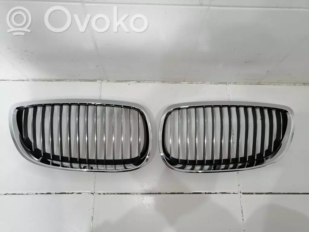 BMW 3 E90 E91 2012 Atrapa chłodnicy / Grill 224059-10