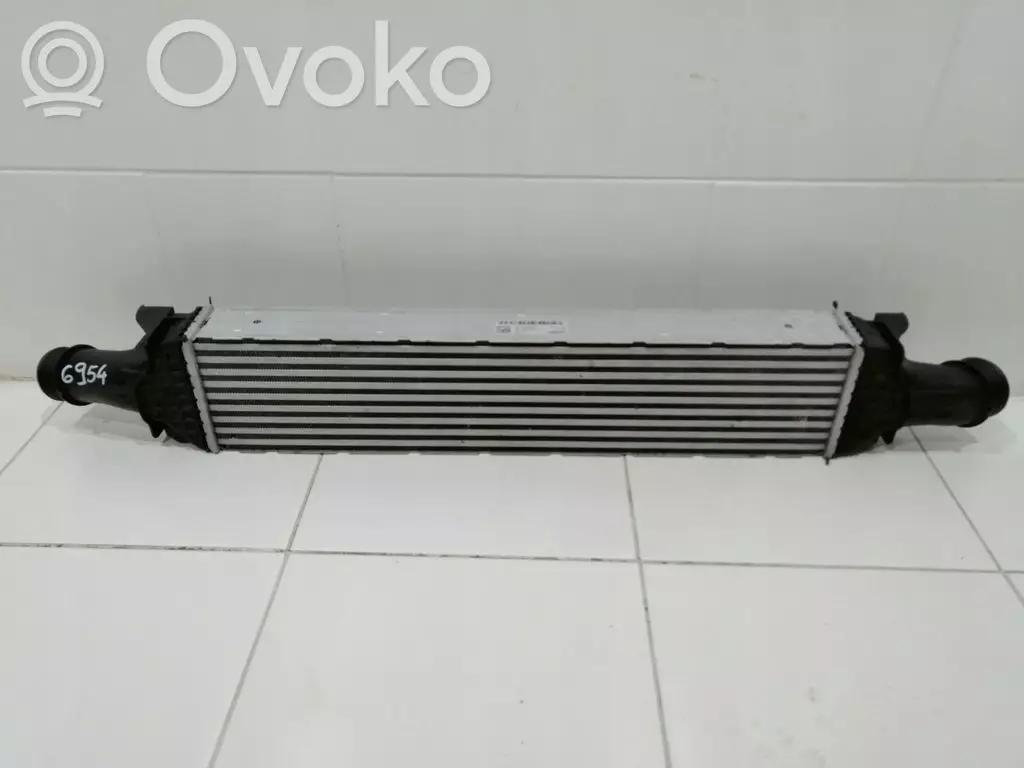 Audi A4 S4 B9 2015 Chłodnica powietrza doładowującego / Intercooler