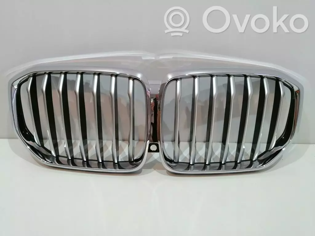 BMW X5 G05 2018 Maskownica / Grill / Atrapa górna chłodnicy