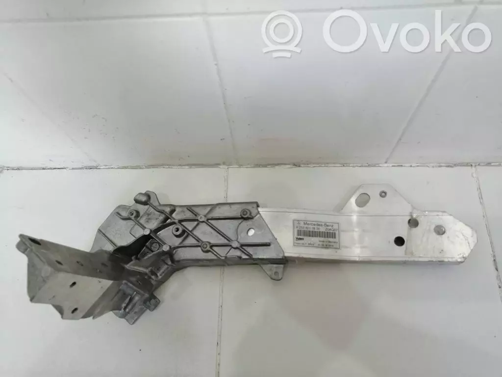 Mercedes-Benz GLC X253 C253 2018 Panel mocowania chłodnicy A2536203800