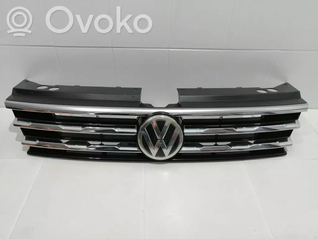 Volkswagen Tiguan 2024 Maskownica / Grill / Atrapa górna chłodnicy 5NN853653