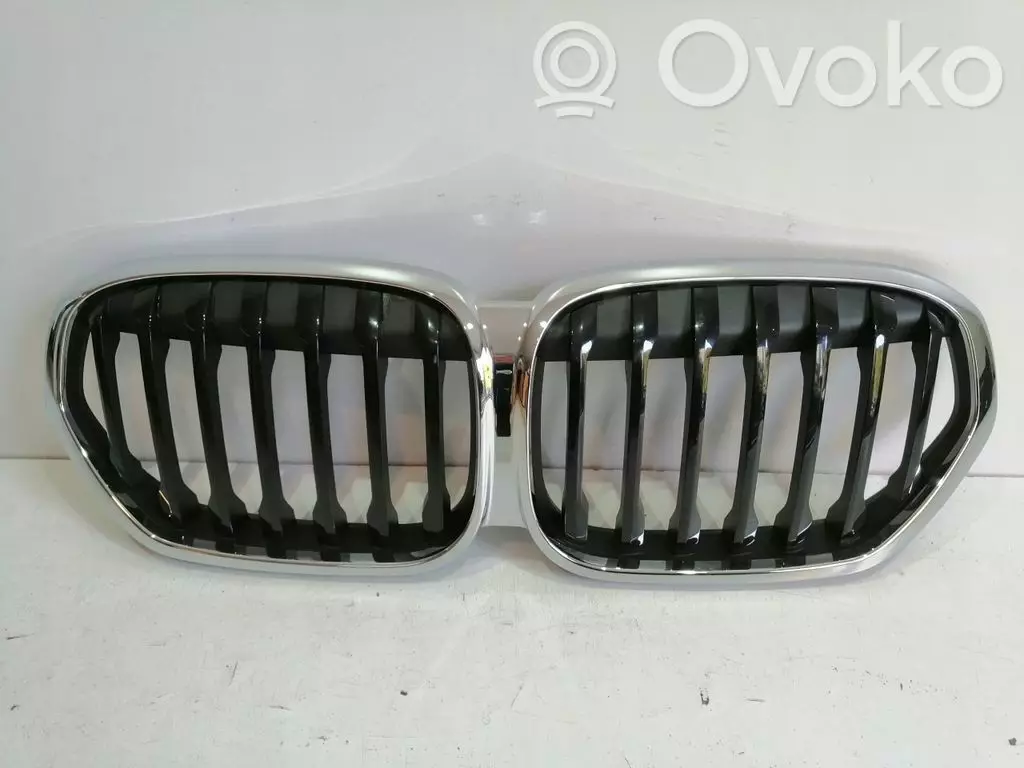 BMW X1 F48 F49 2015 Maskownica czujnika ACC Distronic radar 84934518493452