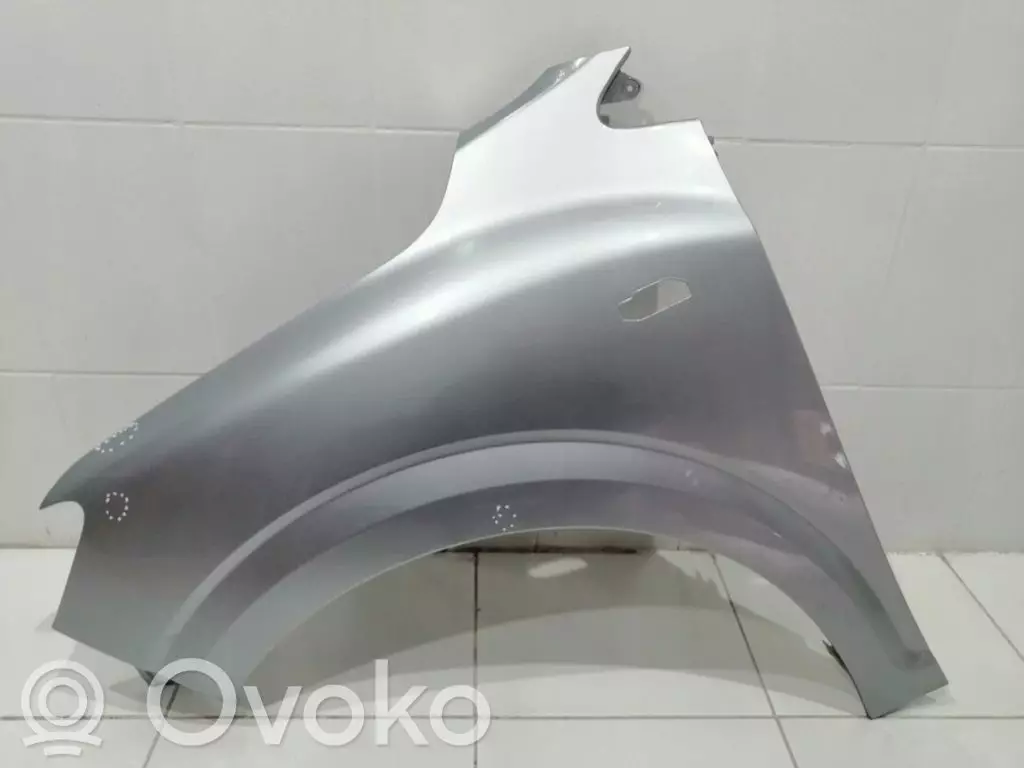 Dacia Sandero 2017 Błotnik przedni